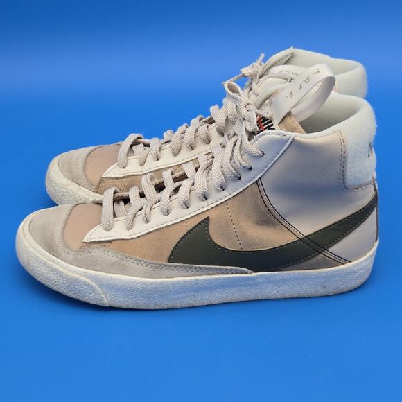 Nike Shoes - Nike Blazer Mid '77 SE Dance Women's 7 Youth 5.5Y Sanddrift